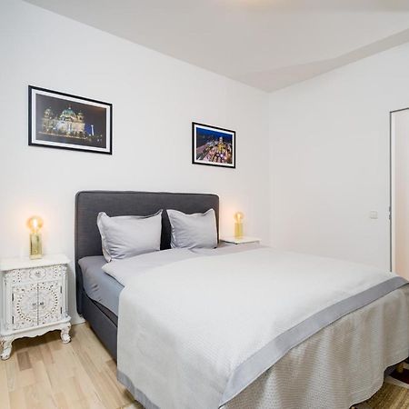Stylish 1Br In Downtown Berlin Mitte Spittelmarkt Eksteriør bilde